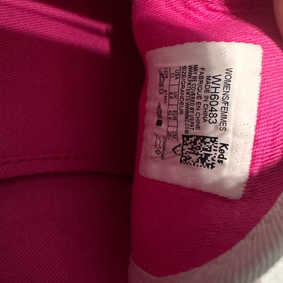 Floral Canvas Sneakers with Pink and White Design size 11 - Picture 5 of 5